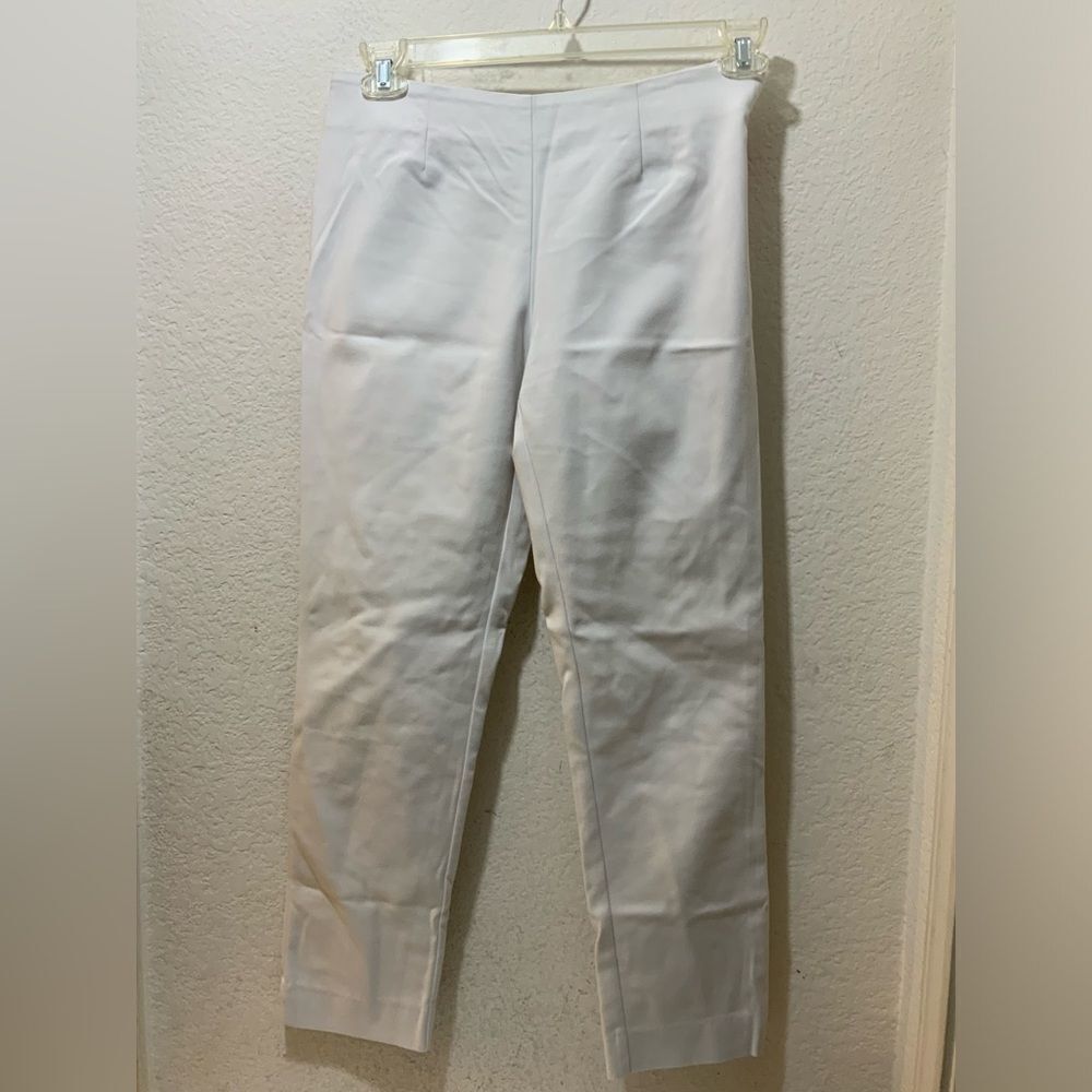 Eric White Capris Pants size 4 white P1